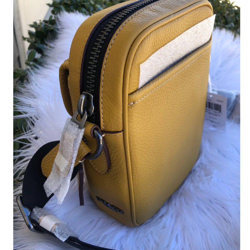 New Coach Men Crossbody Peanuts Heritage  With Snoopy Motif Man Bag - Picture 3 of 9
